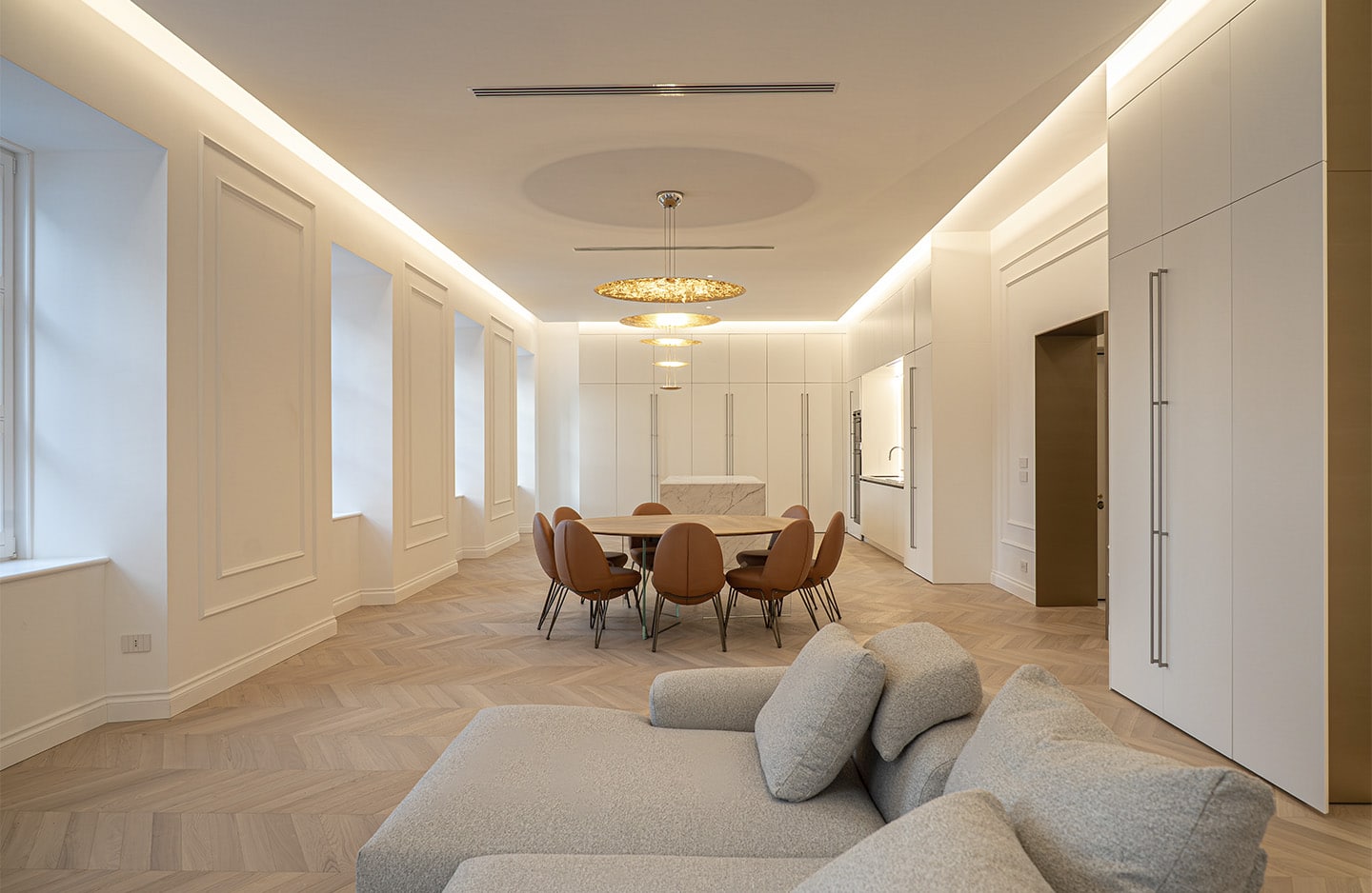 En el corazón de Trieste, un nuevo espacio toma forma a través del equilibrio y una visión contemporánea.